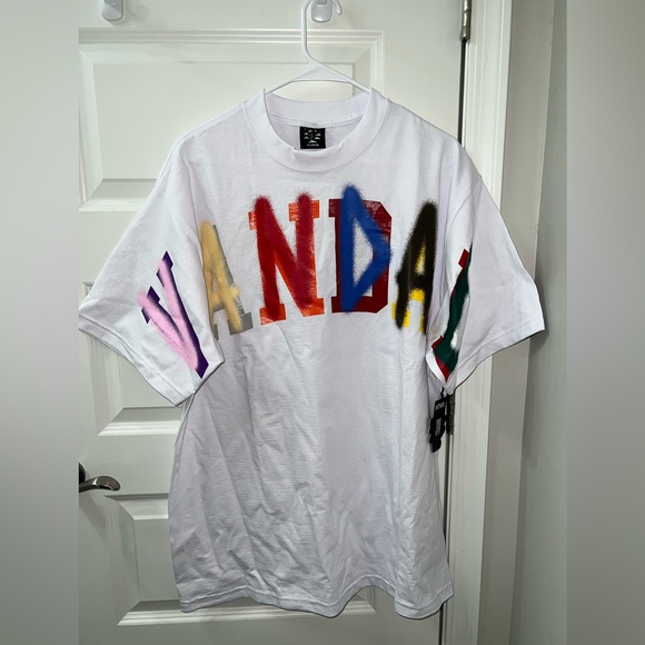 Other - NWT Vandal T-Shirt